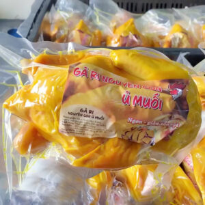 Gà ủ muối